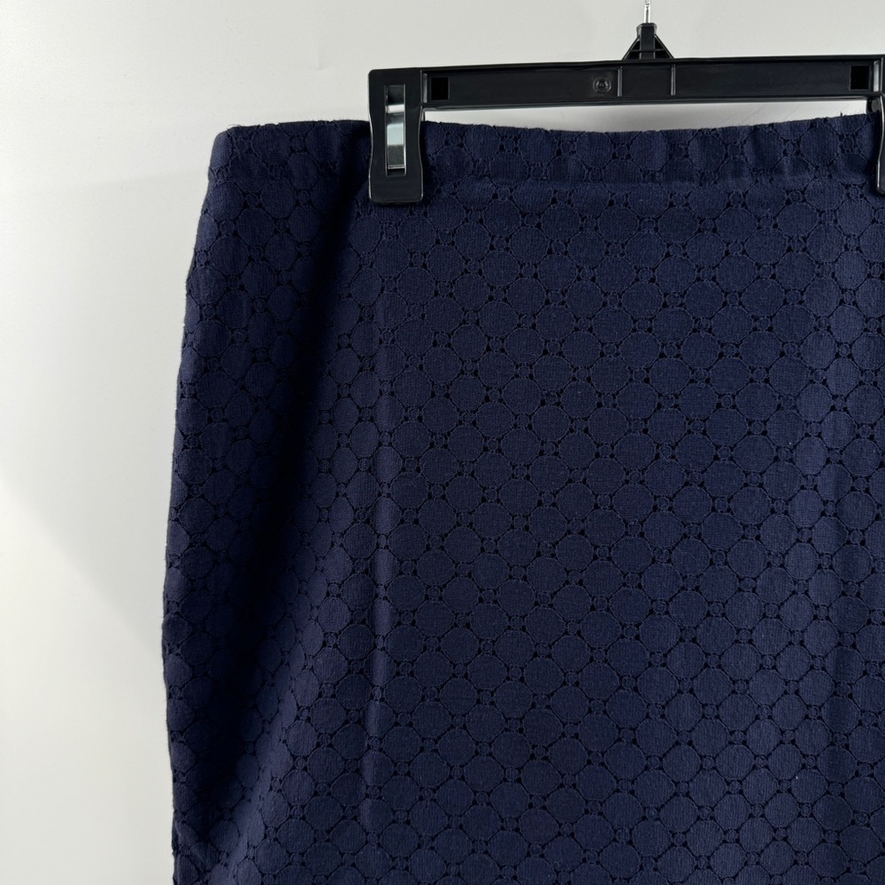The Limited Navy Lace Skirt | Eyelet Detail | Back Slit | Size 6 - Picture 2 of 7